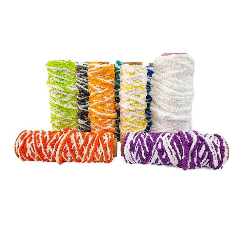 How Does Microfiber Polyester Yarn Enhance Cleaning Efficiency?